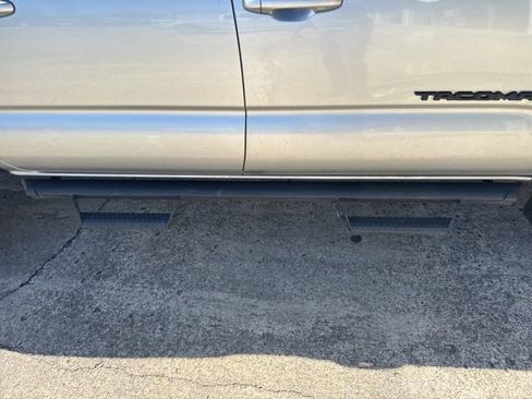 Used 2023 Toyota Tacoma SR5 image 21