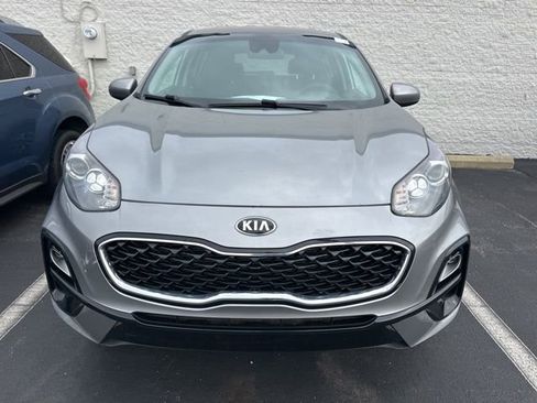 Used 2022 Kia Sportage LX image 2