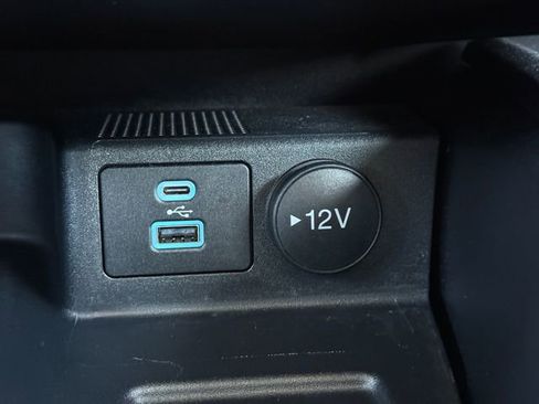 Used 2022 Ford Escape SE w/ Convenience Package image 12