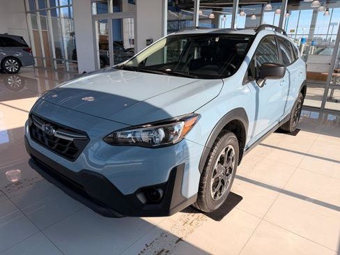 Used 2023 Subaru Crosstrek 2.0i image 2