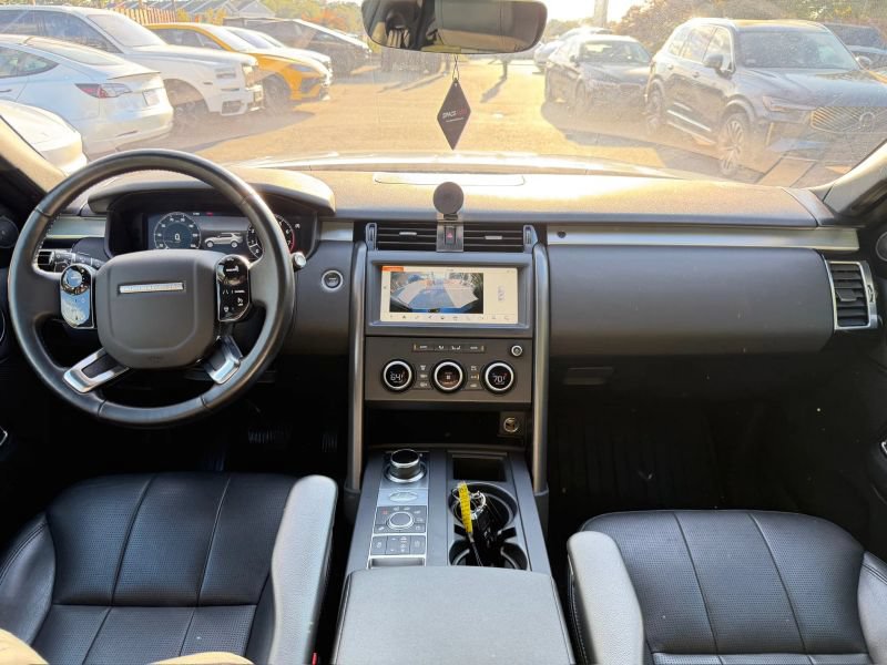 Used 2020 Land Rover Discovery Landmark AWD/4WD image 20