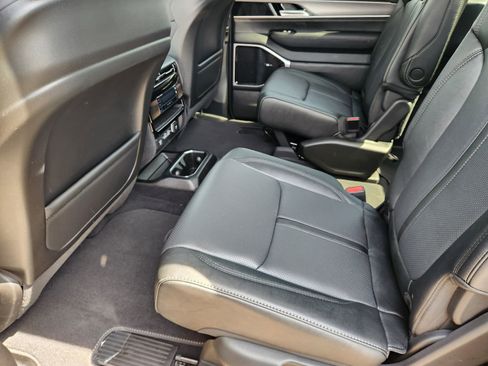 New 2026 Jeep Grand Wagoneer Limited AWD/4WD image 22