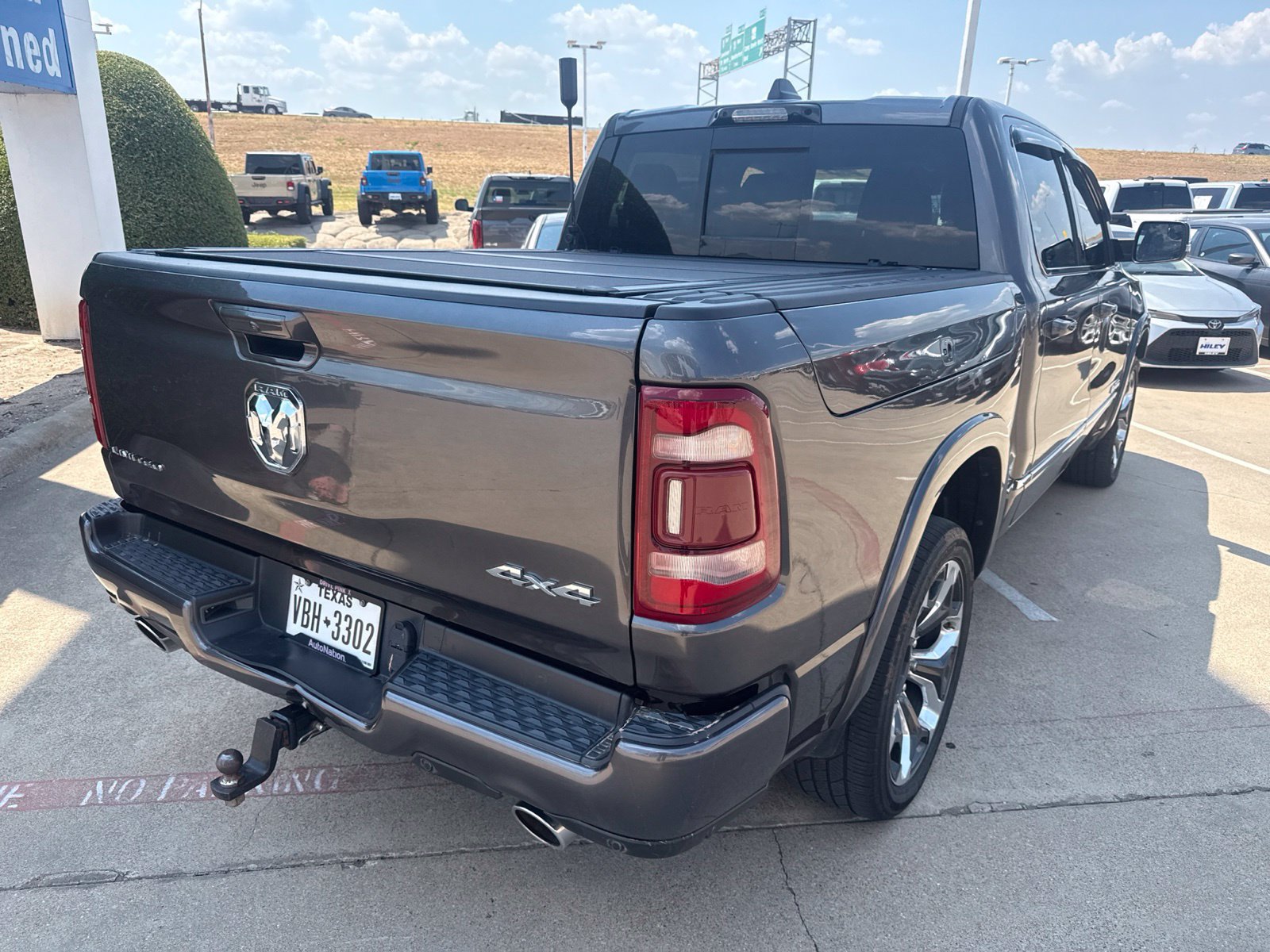 Used 2024 RAM 1500 Limited AWD/4WD image 7