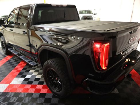 Used 2020 GMC Sierra 1500 AT4 w/ AT4 Premium Package image 8