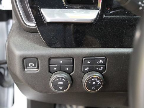 Used 2024 Chevrolet Silverado 2500 LT w/ All Star Edition AWD/4WD image 14