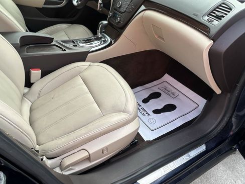Used 2011 Buick Regal CXL FWD image 12