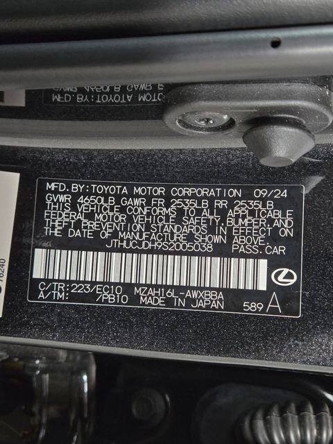 Used 2025 Lexus UX 300h AWD w/ Cold Area Package image 31