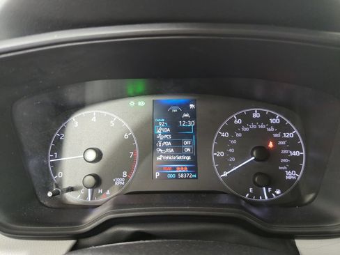 Used 2024 Toyota Corolla SE FWD image 12