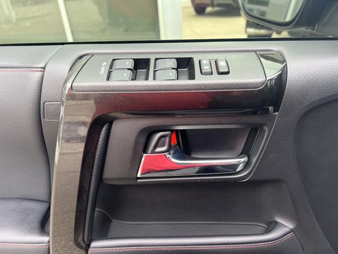 Used 2020 Toyota 4Runner TRD Off-Road Premium AWD/4WD image 21