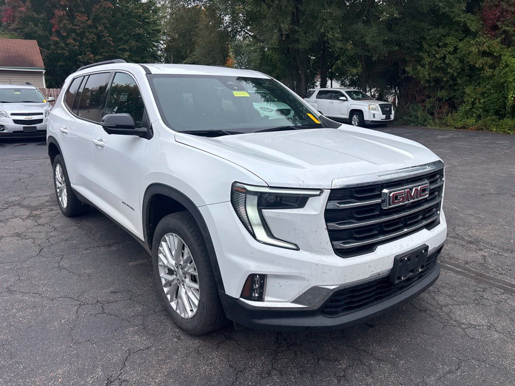 Used 2024 GMC Acadia Elevation AWD/4WD image 4