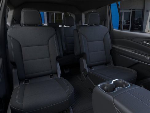 New 2025 Chevrolet Traverse LT w/ Enhanced Driving Package image 17