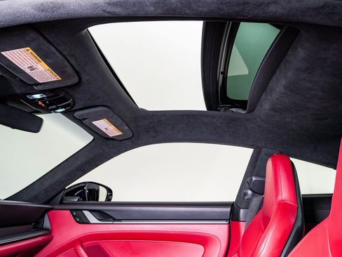 Certified 2021 Porsche 911 Carrera S image 18