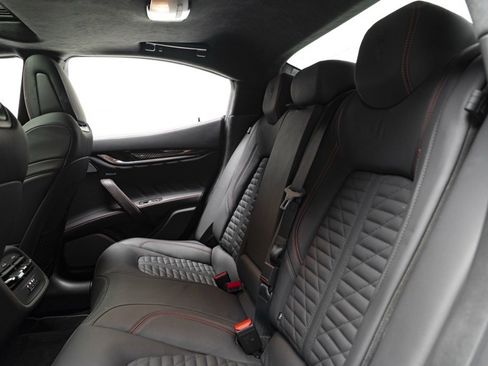 Used 2022 Maserati Ghibli Trofeo image 49