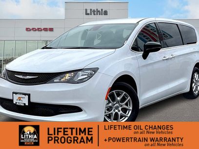 New 2025 Chrysler Voyager LX