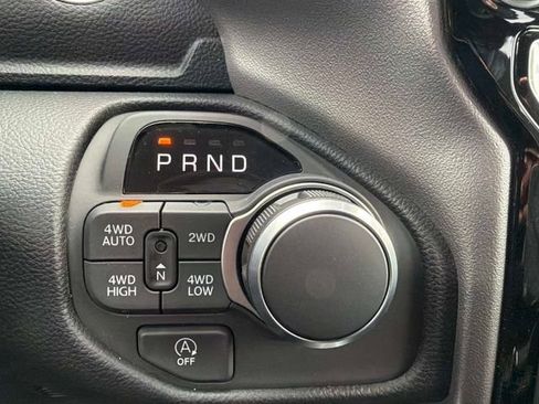 New 2026 RAM 1500 4x4 Crew Cab image 33