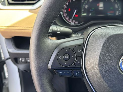 Certified 2023 Toyota RAV4 XLE Premium image 16