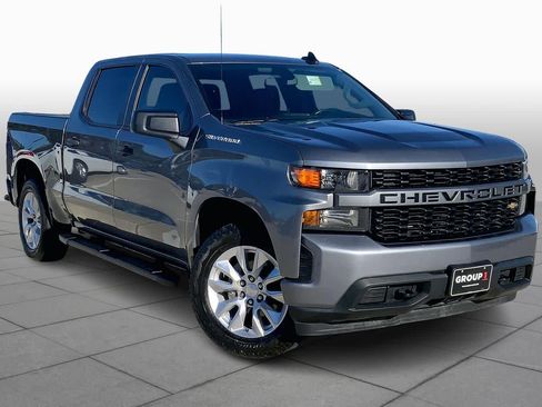 Used 2022 Chevrolet Silverado 1500 Custom w/ LPO, Dark Essentials Package RWD image 2