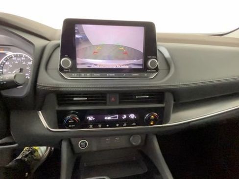 Used 2023 Nissan Rogue SV AWD/4WD image 34