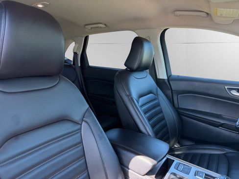 Used 2024 Ford Edge SEL AWD/4WD image 13