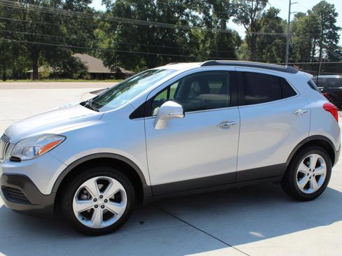 Used 2015 Buick Encore FWD image 21