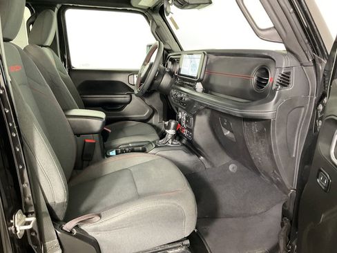 Used 2024 Jeep Wrangler Unlimited Rubicon AWD/4WD image 23
