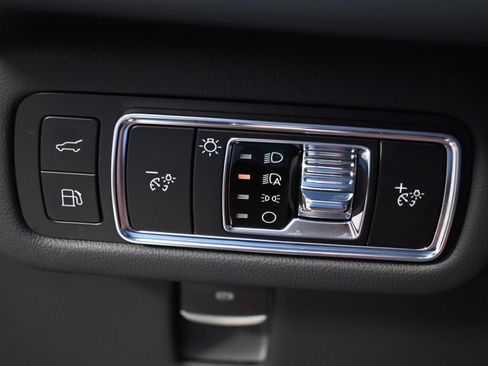 New 2026 Lincoln Nautilus Premier w/ Equipment Group 102A AWD/4WD image 25