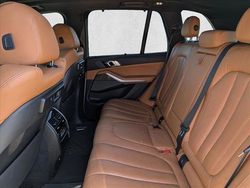 Used 2021 BMW X5 sDrive40i w/ M Sport Package RWD image 15
