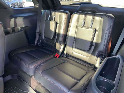 Used 2018 Ford Explorer Sport w/ Equipment Group 401A image 7
