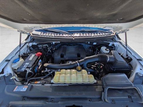 Used 2019 Ford Expedition XLT w/ Equipment Group 202A image 28