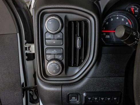 Used 2023 GMC Sierra 2500 Pro w/ Convenience Package AWD/4WD image 26