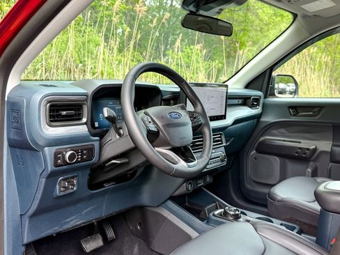 Used 2026 Ford Maverick Lariat w/ Black Appearance Package AWD/4WD image 15