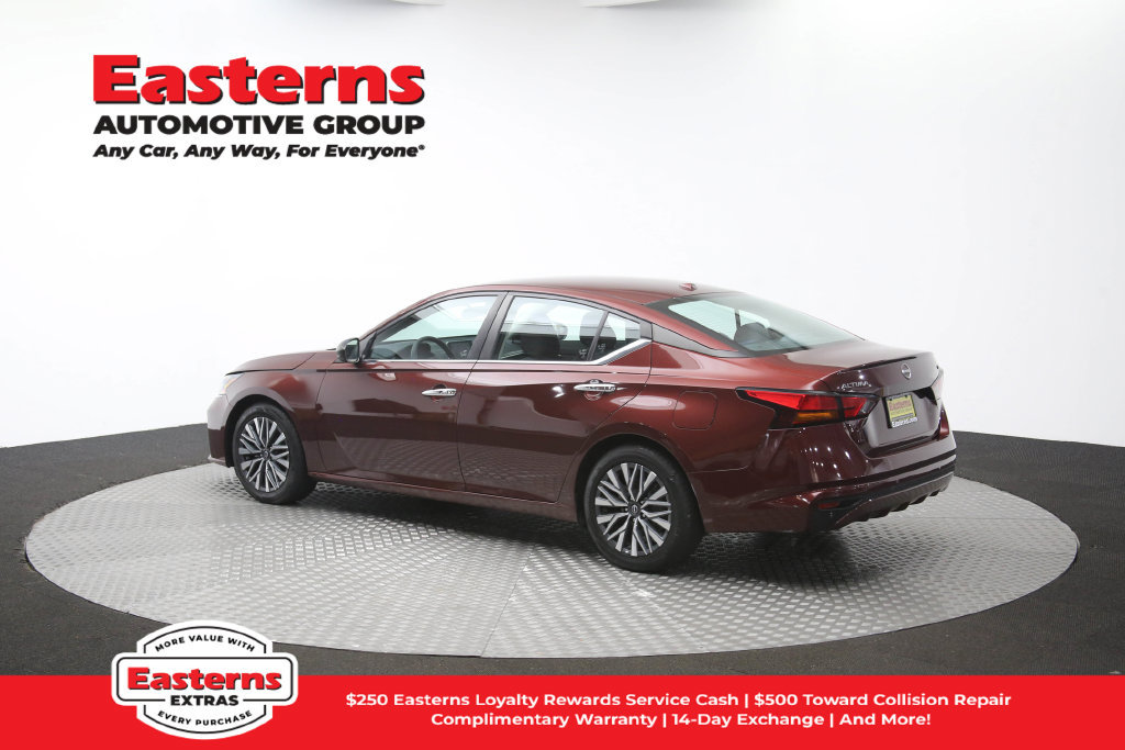 Used 2024 Nissan Altima 2.5 SV FWD image 66