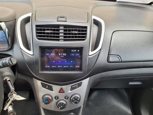 Used 2015 Chevrolet Trax LT image 8