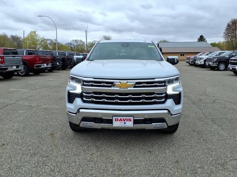 New 2026 Chevrolet Silverado 1500 LTZ w/ LTZ Premium Package AWD/4WD image 8