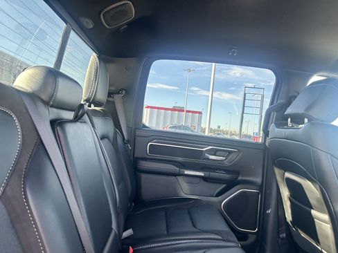 Used 2024 RAM 1500 Laramie AWD/4WD image 12