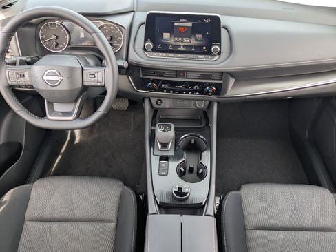 New 2026 Nissan Rogue SV AWD/4WD image 12