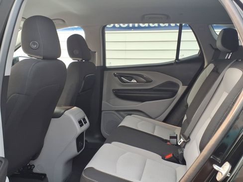Used 2022 GMC Terrain SLE AWD/4WD image 9