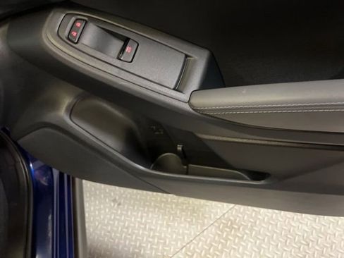 Certified 2025 Subaru Crosstrek 2.0i Premium image 53