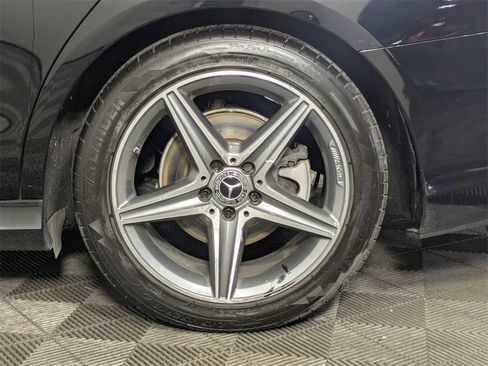 Used 2018 Mercedes-Benz E 300 image 36