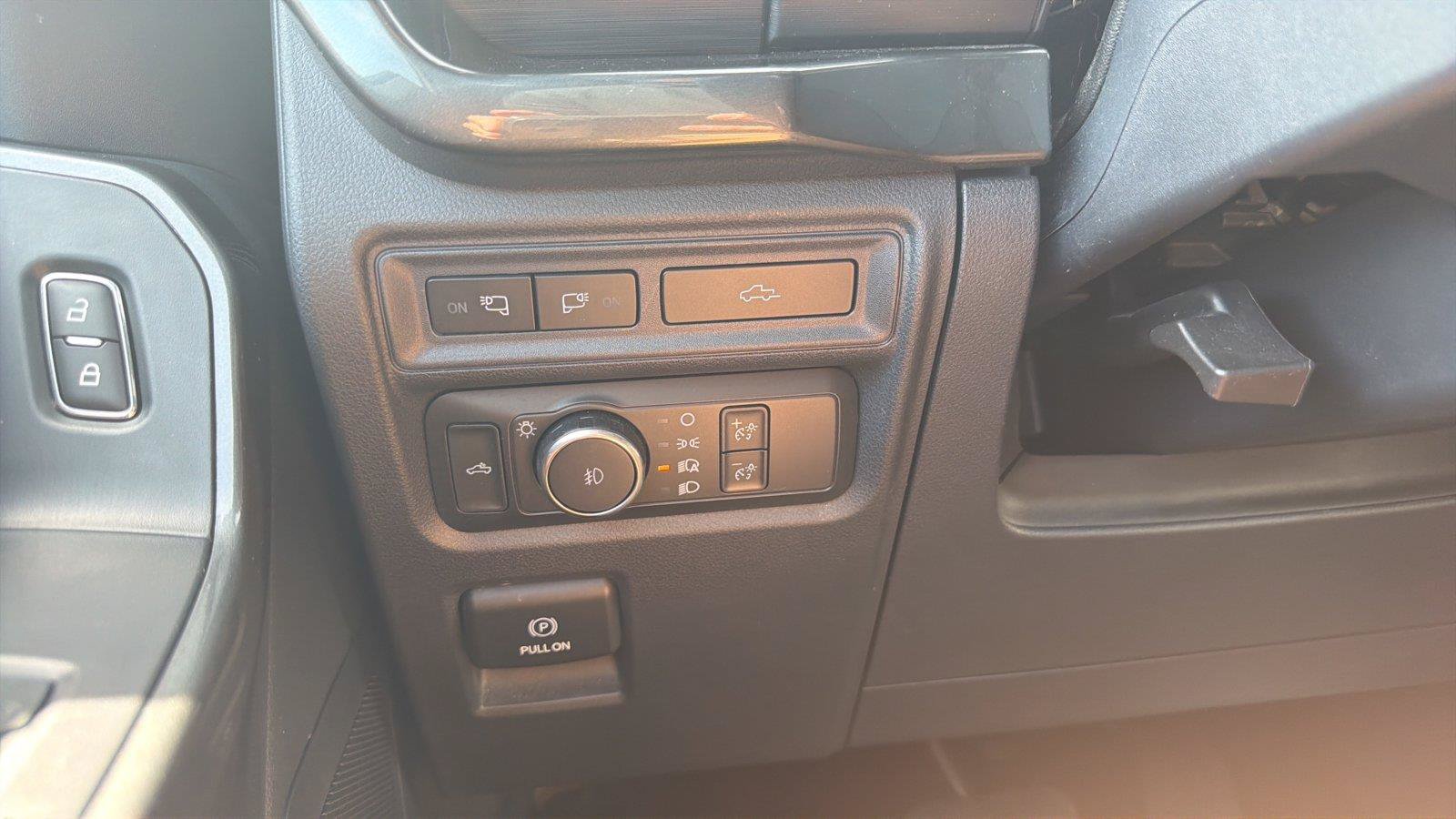 Used 2022 Ford F150 XLT w/ Equipment Group 302A High AWD/4WD image 15