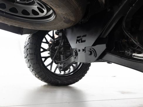 Used 2023 Chevrolet Suburban RST image 23