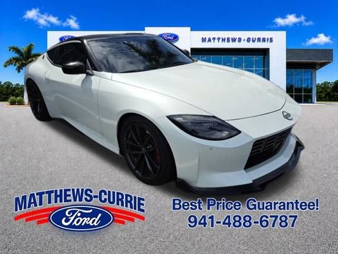 Used 2024 Nissan Z Performance w/ Floor Mat Package RWD image 3