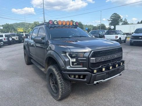 Used 2017 Ford F150 Raptor w/ Equipment Group 802A Luxury AWD/4WD image 27
