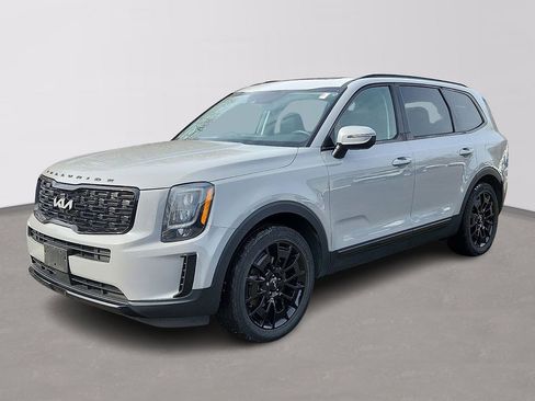 Used 2022 Kia Telluride EX w/ EX Premium Package image 3
