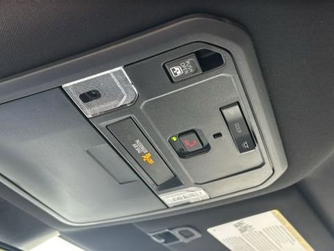 New 2026 Toyota Tundra Limited AWD/4WD image 25