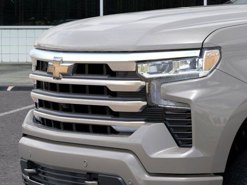 New 2026 Chevrolet Silverado 1500 High Country AWD/4WD image 13