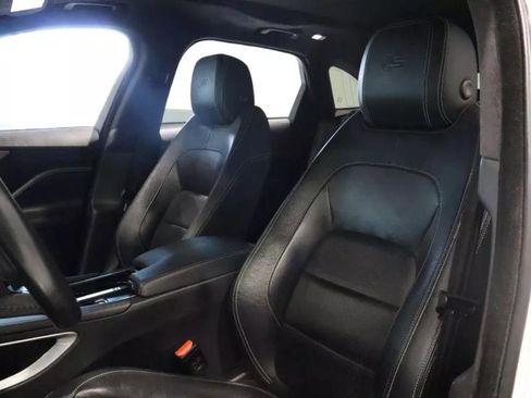 Used 2020 Jaguar F-PACE S image 31