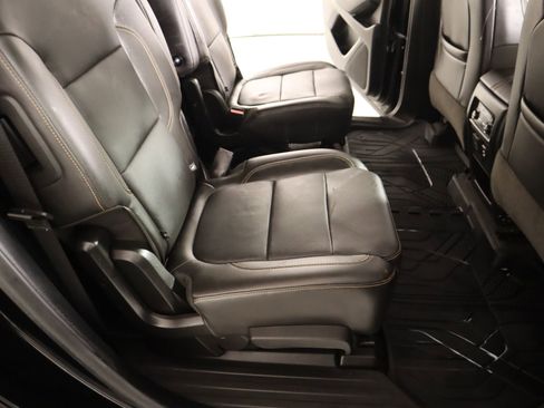 Used 2020 Chevrolet Traverse Premier w/ Redline Edition image 16