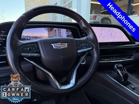 Used 2022 Cadillac Escalade ESV Sport Platinum image 12