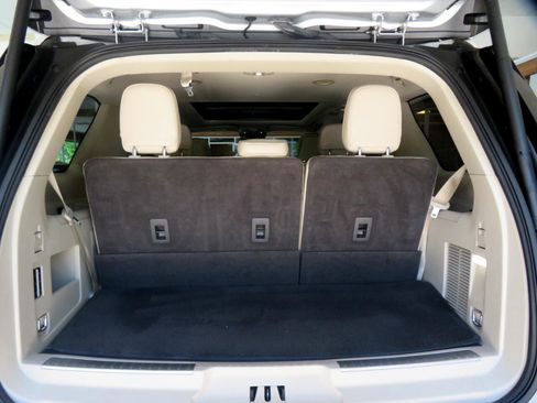 Used 2019 Lincoln Navigator Reserve w/ Cargo Package image 56